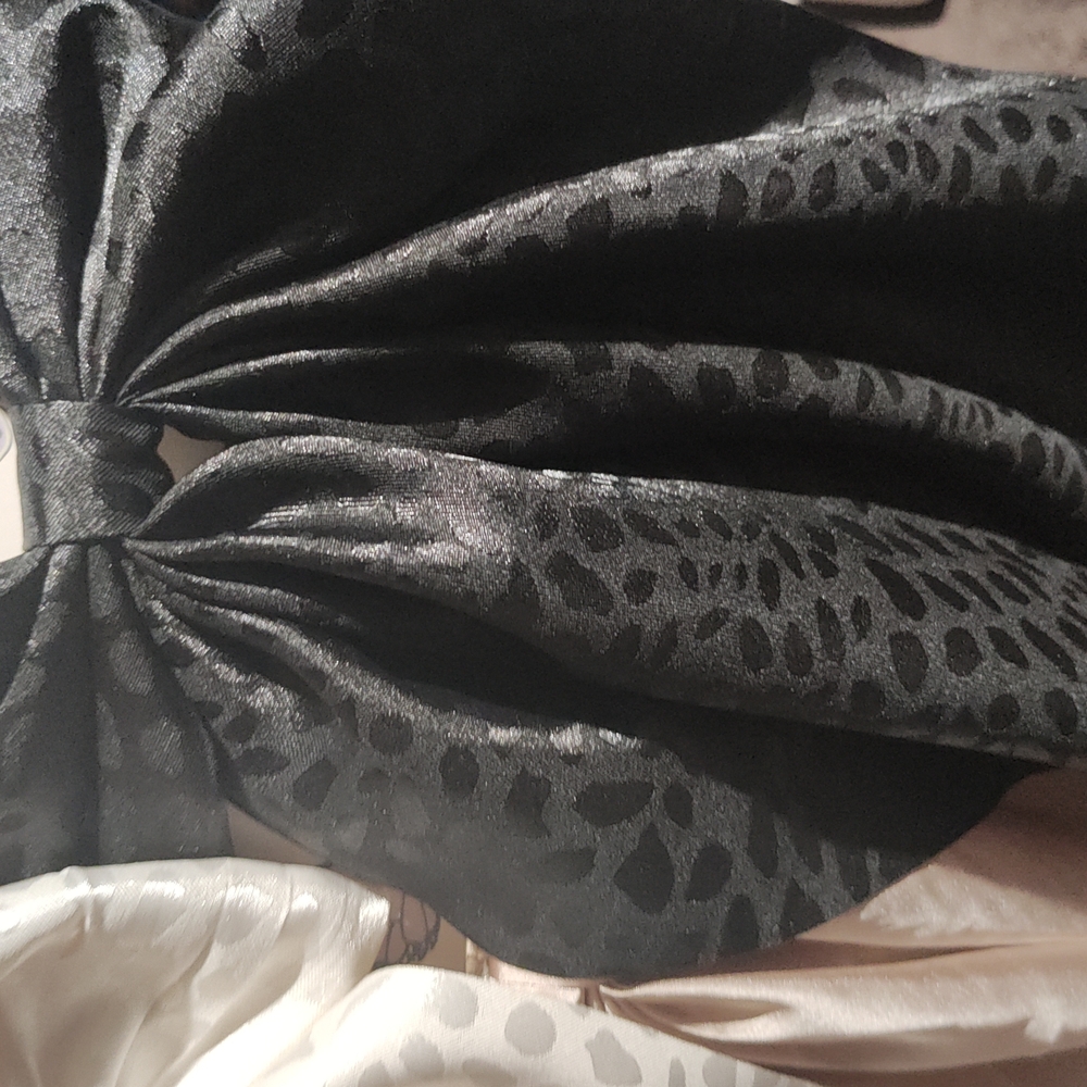 Elegant Satin Hair Bows - Black, Cream, and Tan - Picture 3 of 11